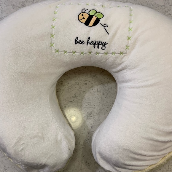 bumble bee nursing pillow